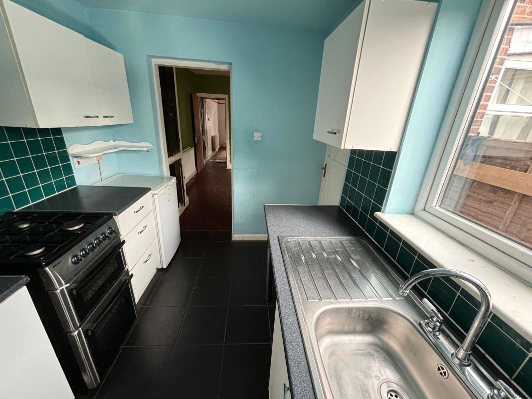 445 Meadow Lane, Sneinton, Nottingham, NG2 3GB