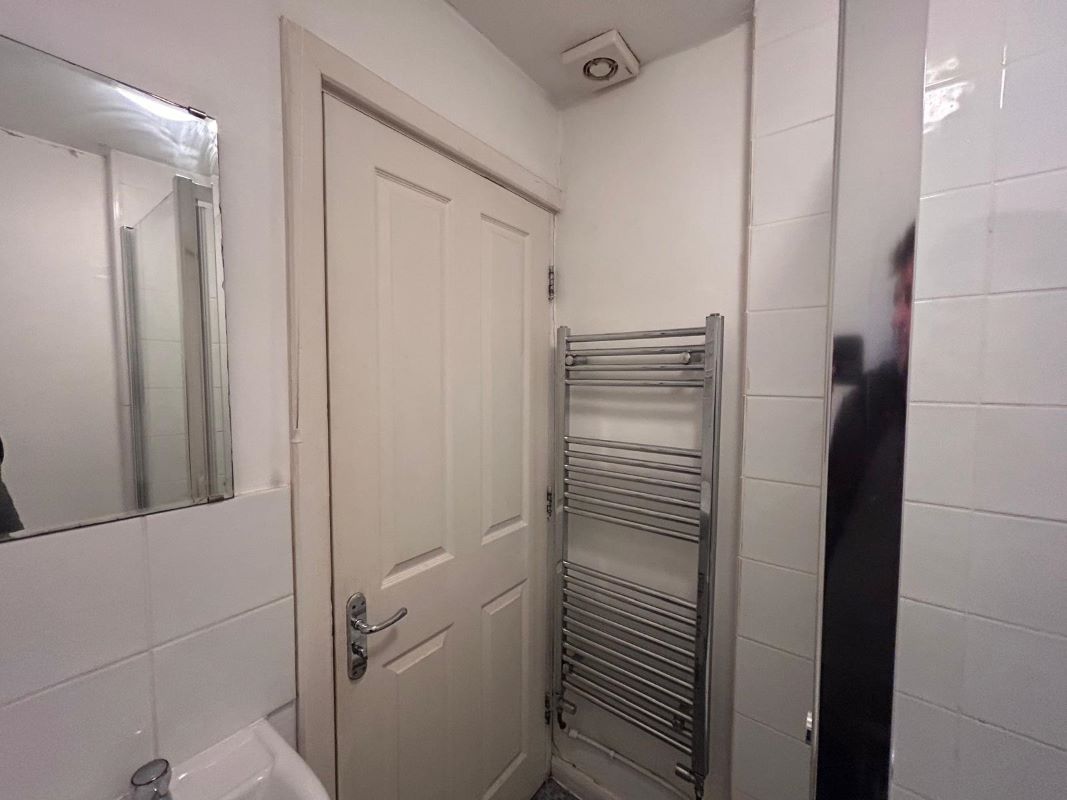 22 Cromwell Street, Nottingham, Nottinghamshire, NG7 4GL