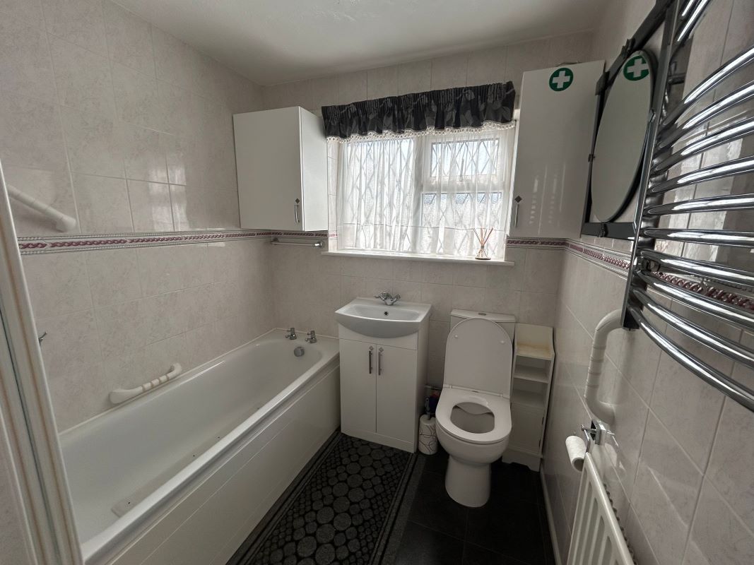 23 Blackthorn Close, Scunthorpe, South Humberside, DN15 8UT