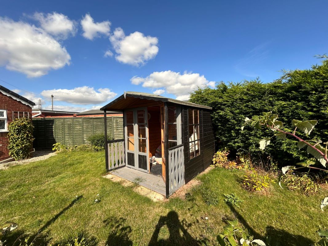 23 Blackthorn Close, Scunthorpe, South Humberside, DN15 8UT