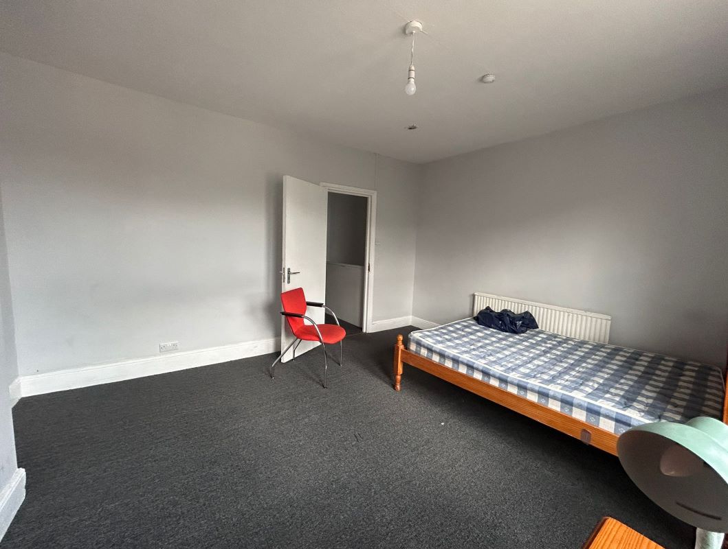 3 Radford Road, Nottingham, NG7 5DQ