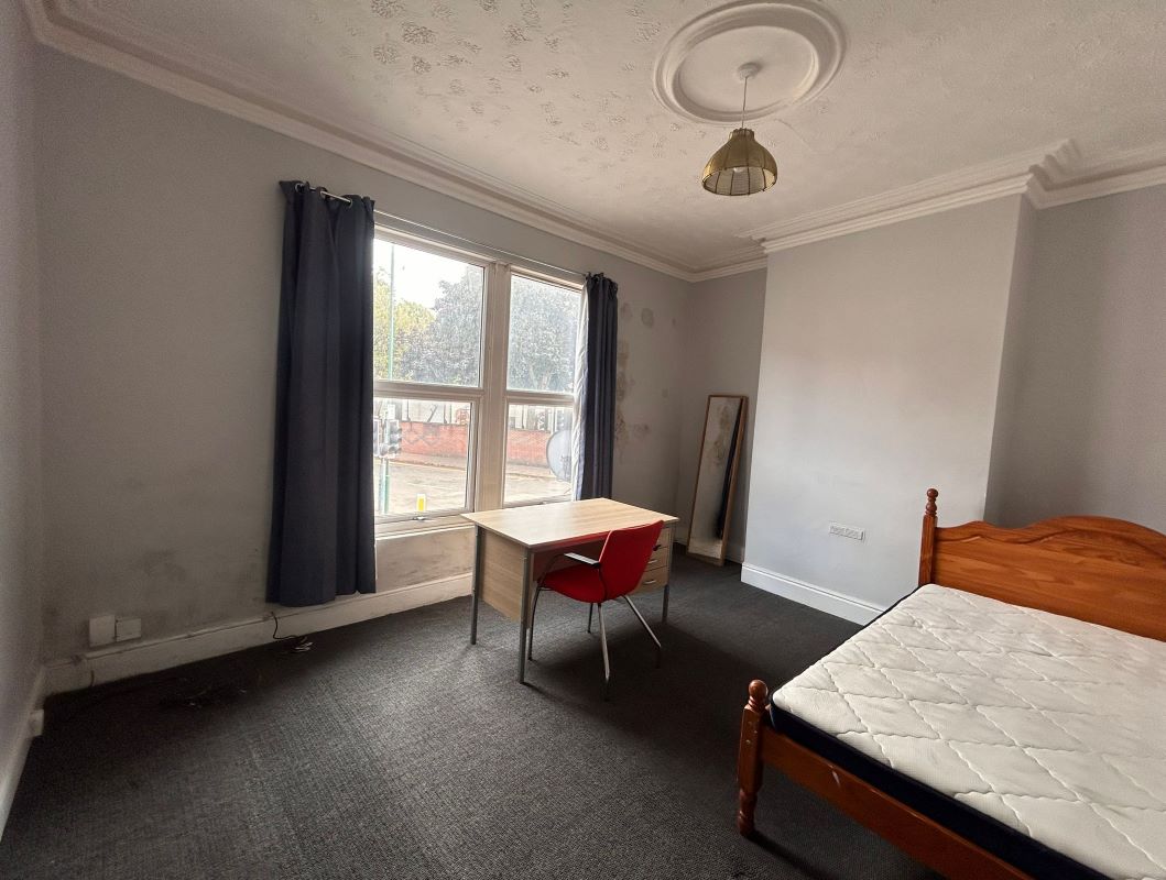 3 Radford Road, Nottingham, NG7 5DQ