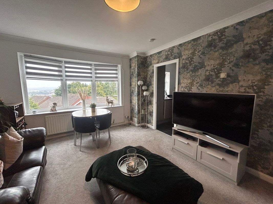 30 Belvoir Lodge, Carlton, Nottingham, NG4 1DU