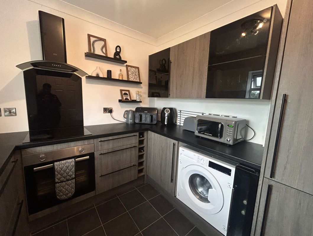 30 Belvoir Lodge, Carlton, Nottingham, NG4 1DU