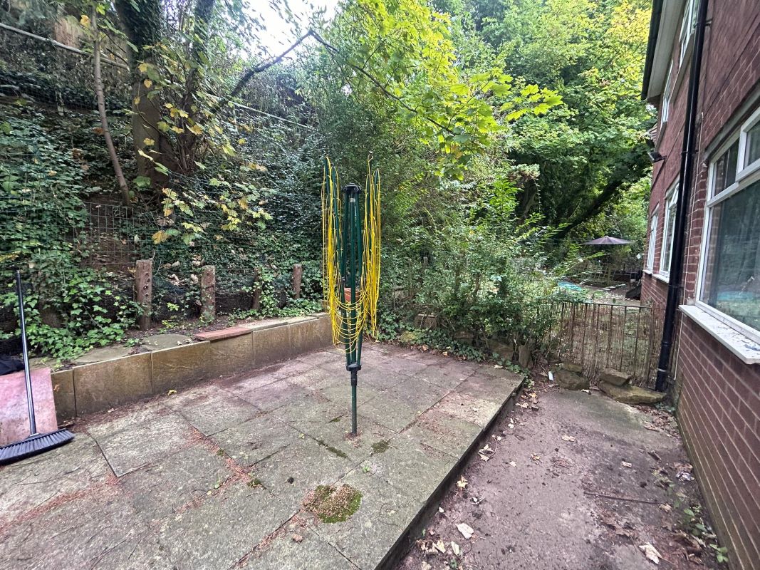 30 Belvoir Lodge, Carlton, Nottingham, NG4 1DU