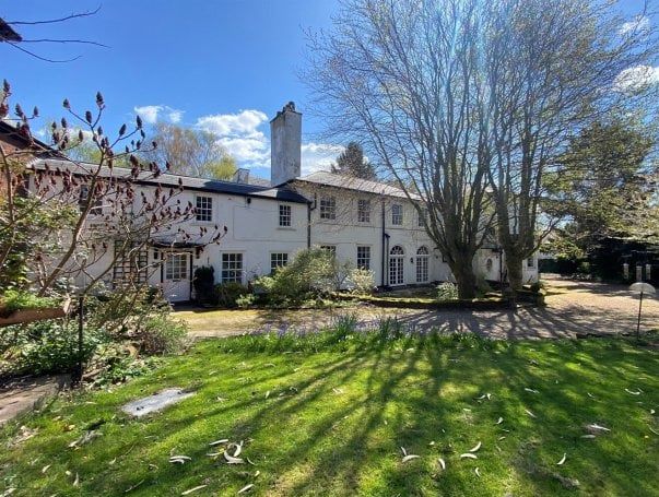 Lenton Abbey, Derby Road, Nottingham, NG9 2SN