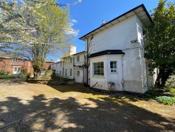 Lenton Abbey, Derby Road, Nottingham, NG9 2SN