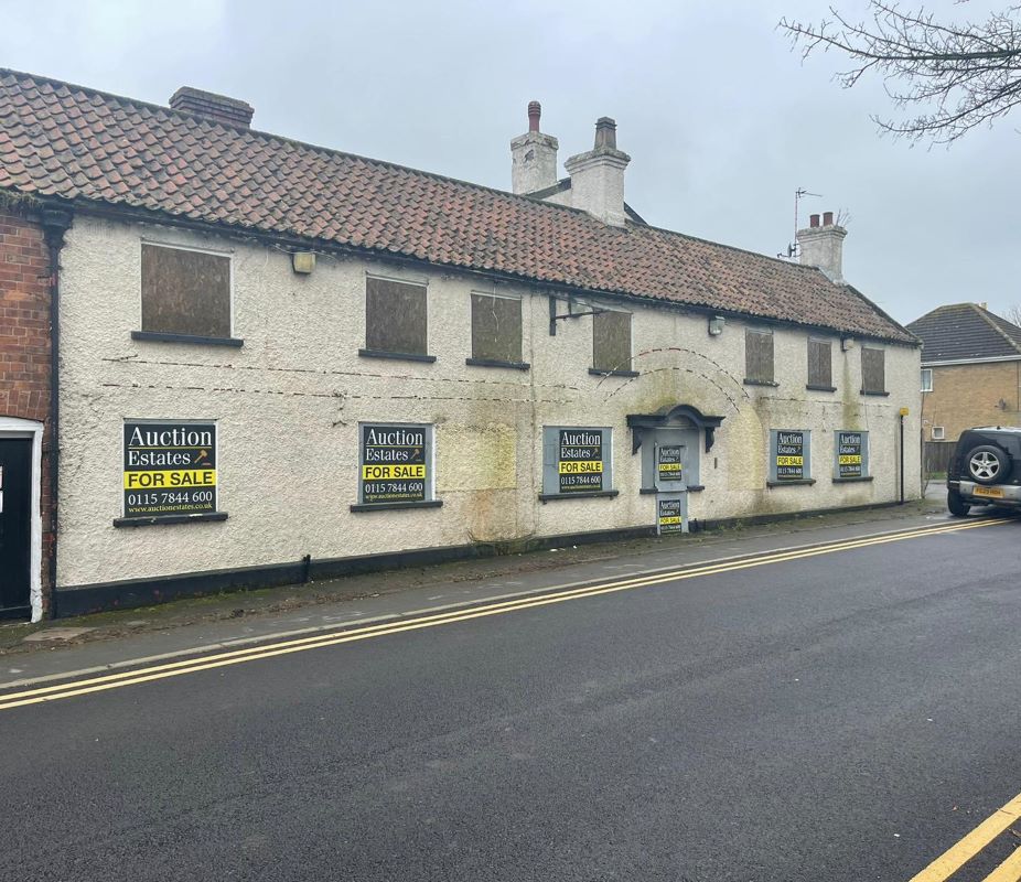 Lot - Former The Three Tuns Pub, High Street, Ingoldmells, Lincolnshire ...