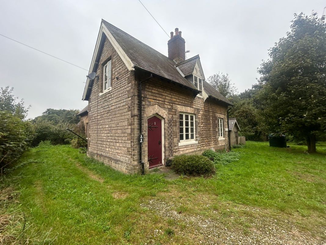 1 & 3 Ermine Street, Appleby, Scunthorpe, South Humberside, DN15 0AA