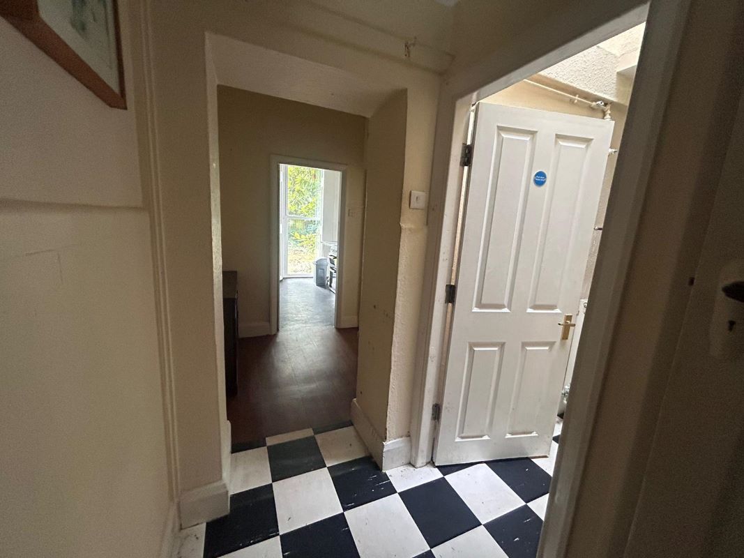 Lenton Abbey, Derby Road, Nottingham, NG9 2SN