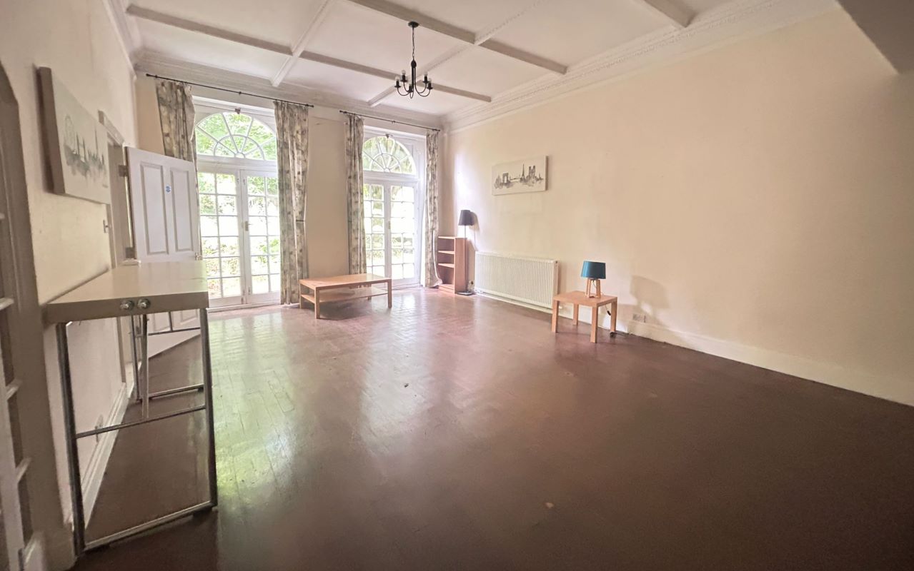 Lenton Abbey, Derby Road, Nottingham, NG9 2SN