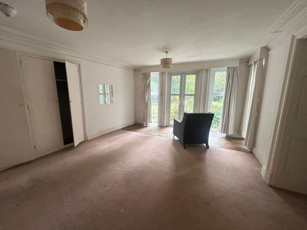 Lenton Abbey, Derby Road, Nottingham, NG9 2SN