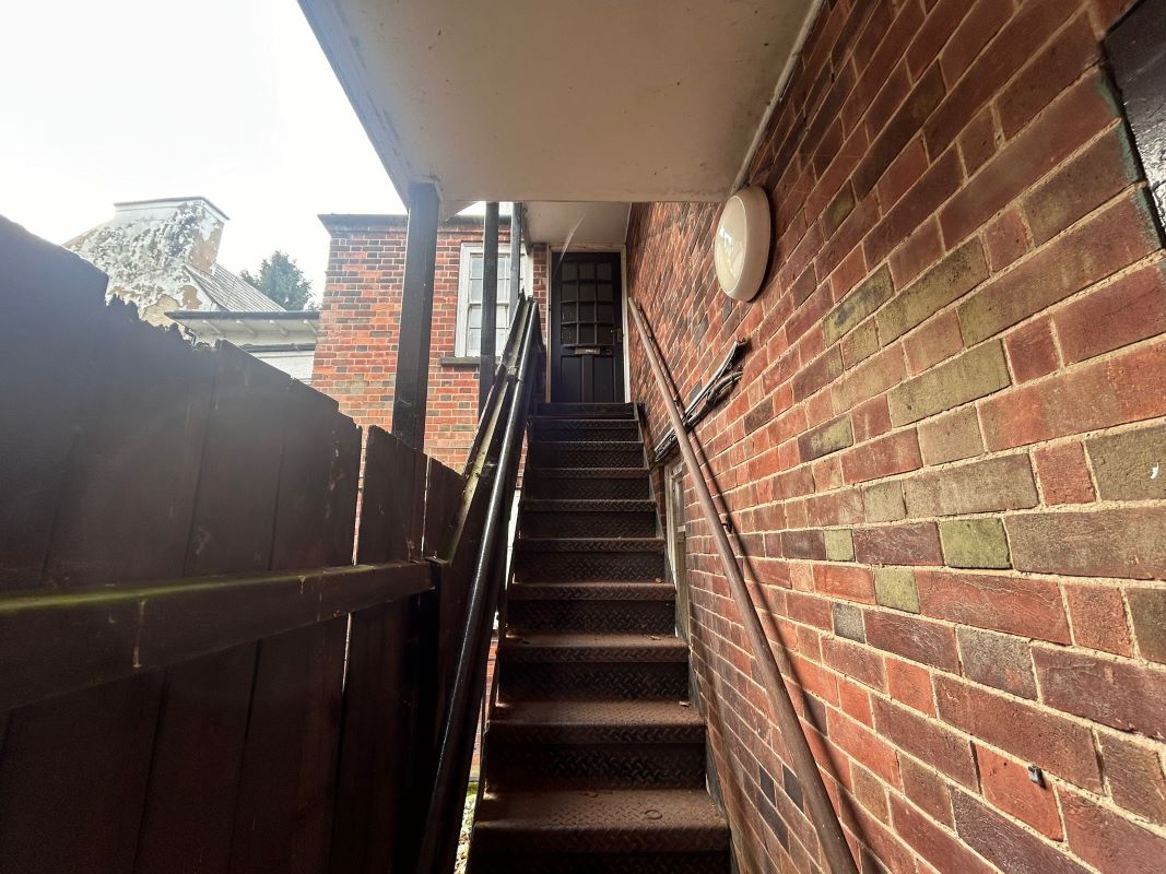 Lenton Abbey, Derby Road, Nottingham, NG9 2SN