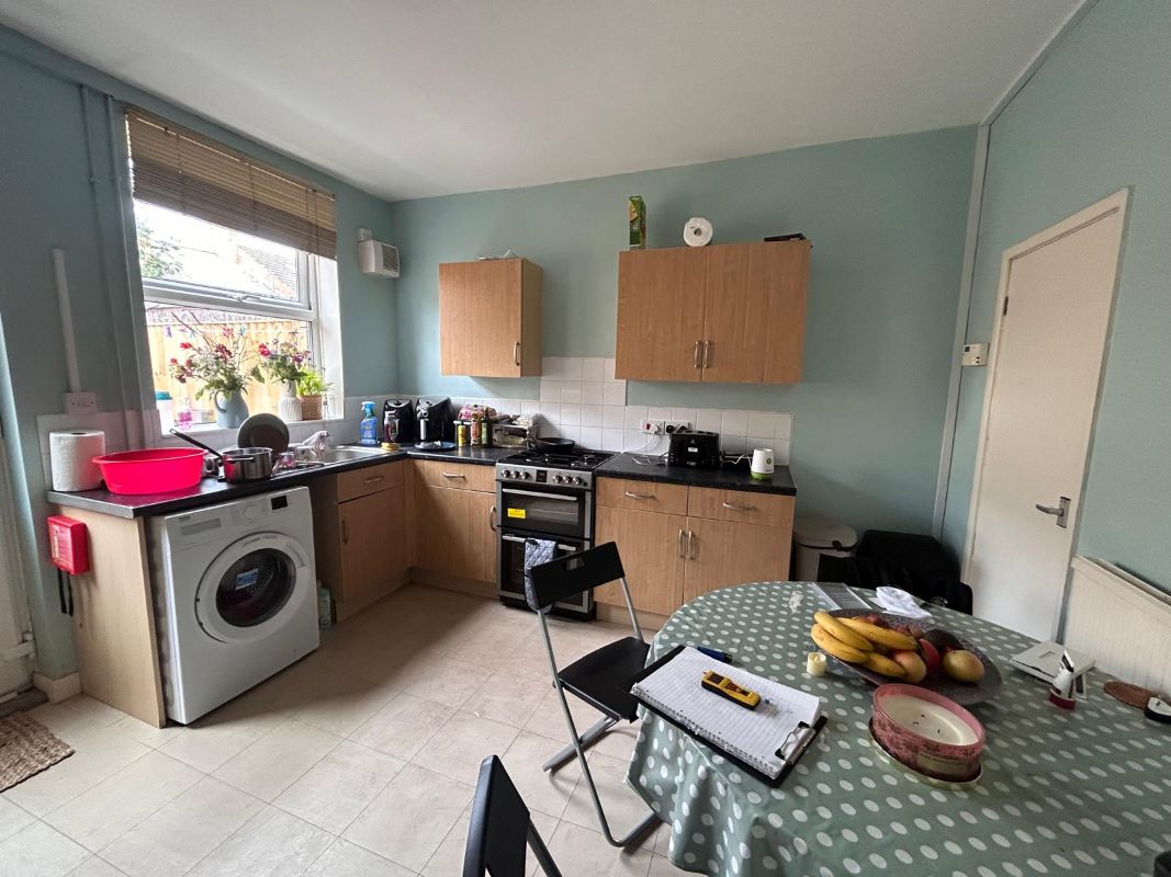 23 Cromwell Street, Nottingham, NG7 4GL