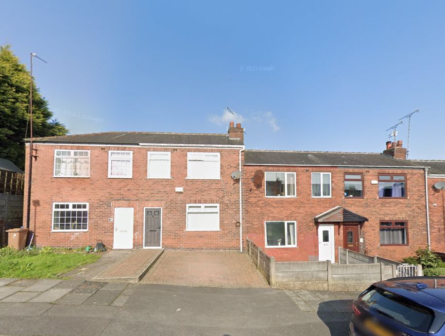 34 Houses on Jubilee Avenue, Dukinfield, Cheshire, SK16 5ND