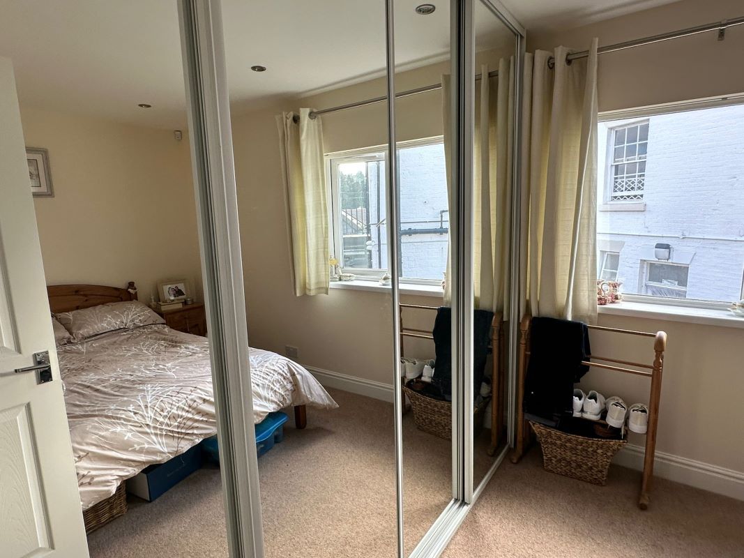 Hatfield Mews, Gunthorpe Road, Flats 1 & 2, Lowdham, Nottingham, NG14 7EN