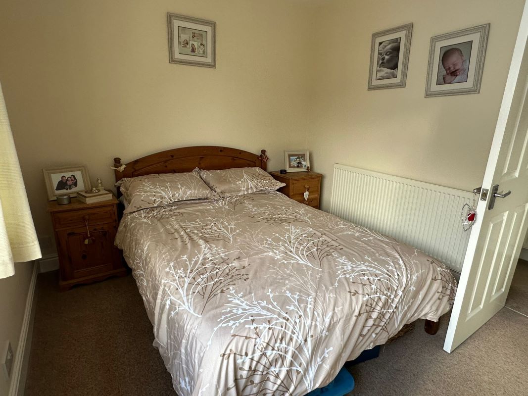 Hatfield Mews, Gunthorpe Road, Flats 1 & 2, Lowdham, Nottingham, NG14 7EN