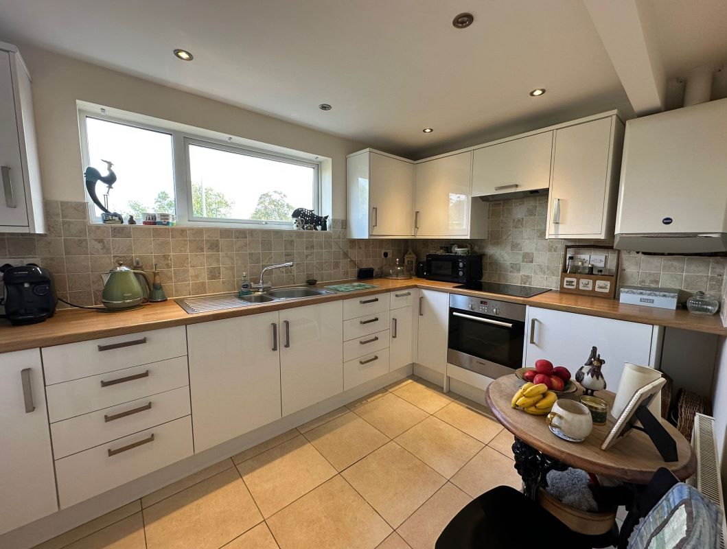 Hatfield Mews, Gunthorpe Road, Flats 1 & 2, Lowdham, Nottingham, NG14 7EN