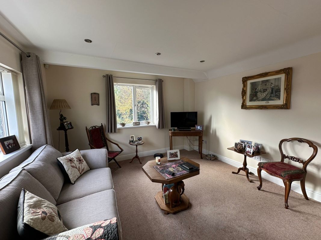 Hatfield Mews, Gunthorpe Road, Flats 1 & 2, Lowdham, Nottingham, NG14 7EN