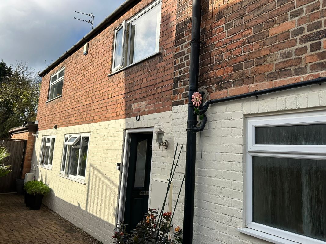 Hatfield Mews, Gunthorpe Road, Flats 1 & 2, Lowdham, Nottingham, NG14 7EN