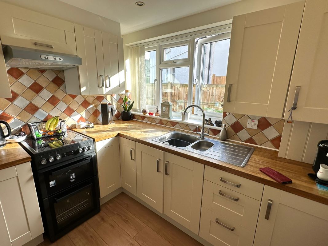 Hatfield Mews, Gunthorpe Road, Flats 1 & 2, Lowdham, Nottingham, NG14 7EN