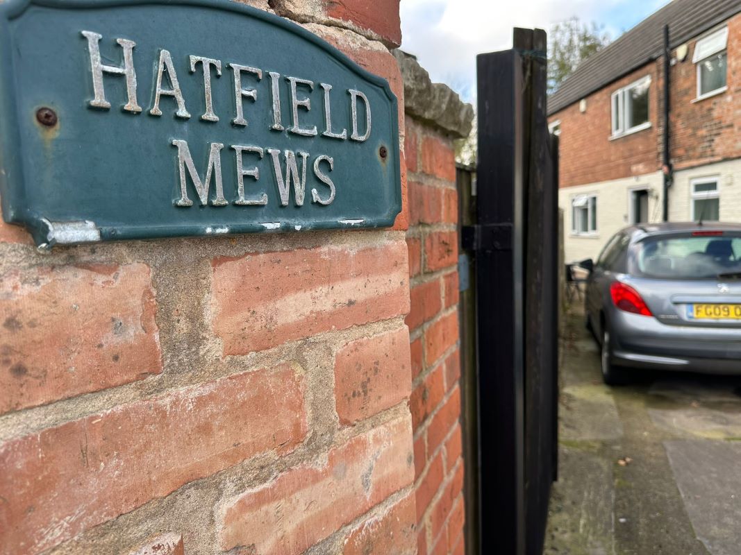 Hatfield Mews, Gunthorpe Road, Flats 1 & 2, Lowdham, Nottingham, NG14 7EN