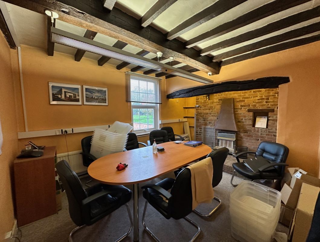 28 Market Place, Kegworth, Derbyshire, DE74 2EE