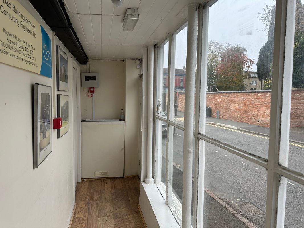 28 Market Place, Kegworth, Derbyshire, DE74 2EE