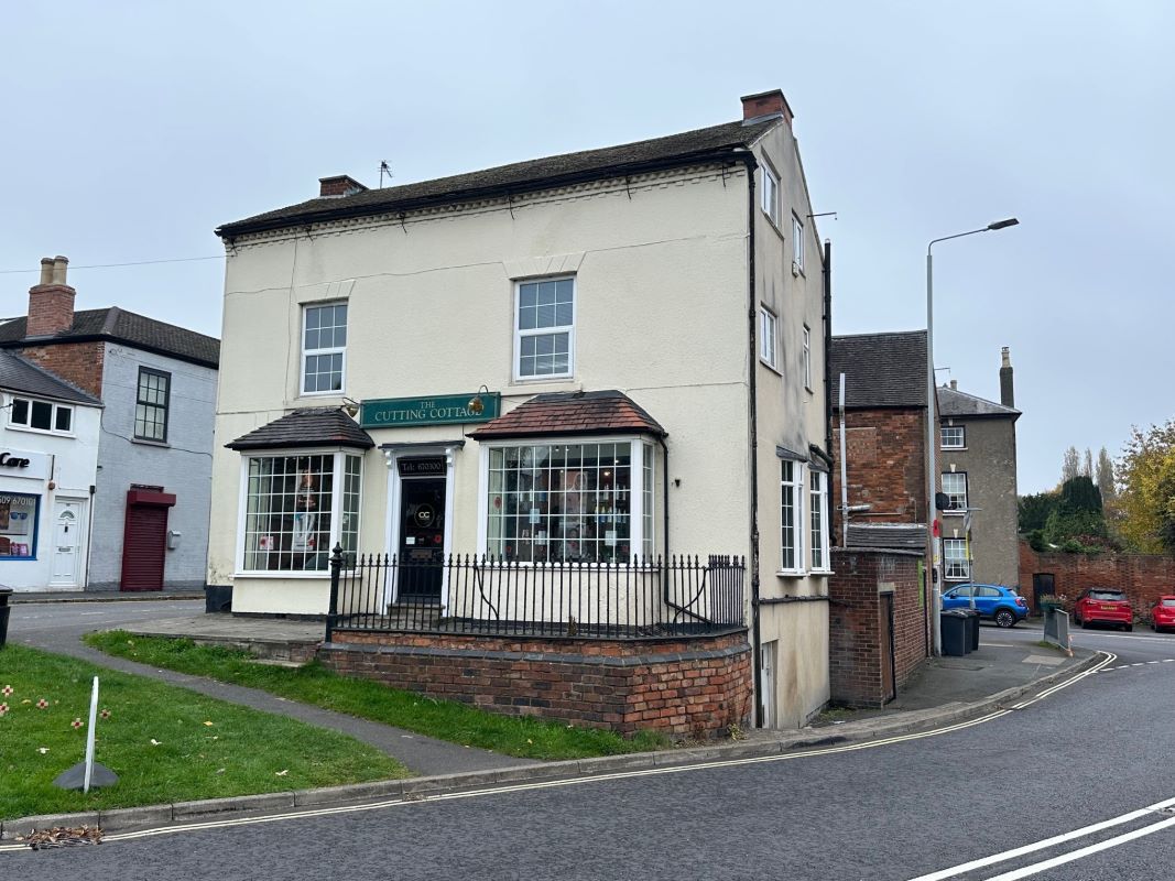 28 Market Place, Kegworth, Derbyshire, DE74 2EE