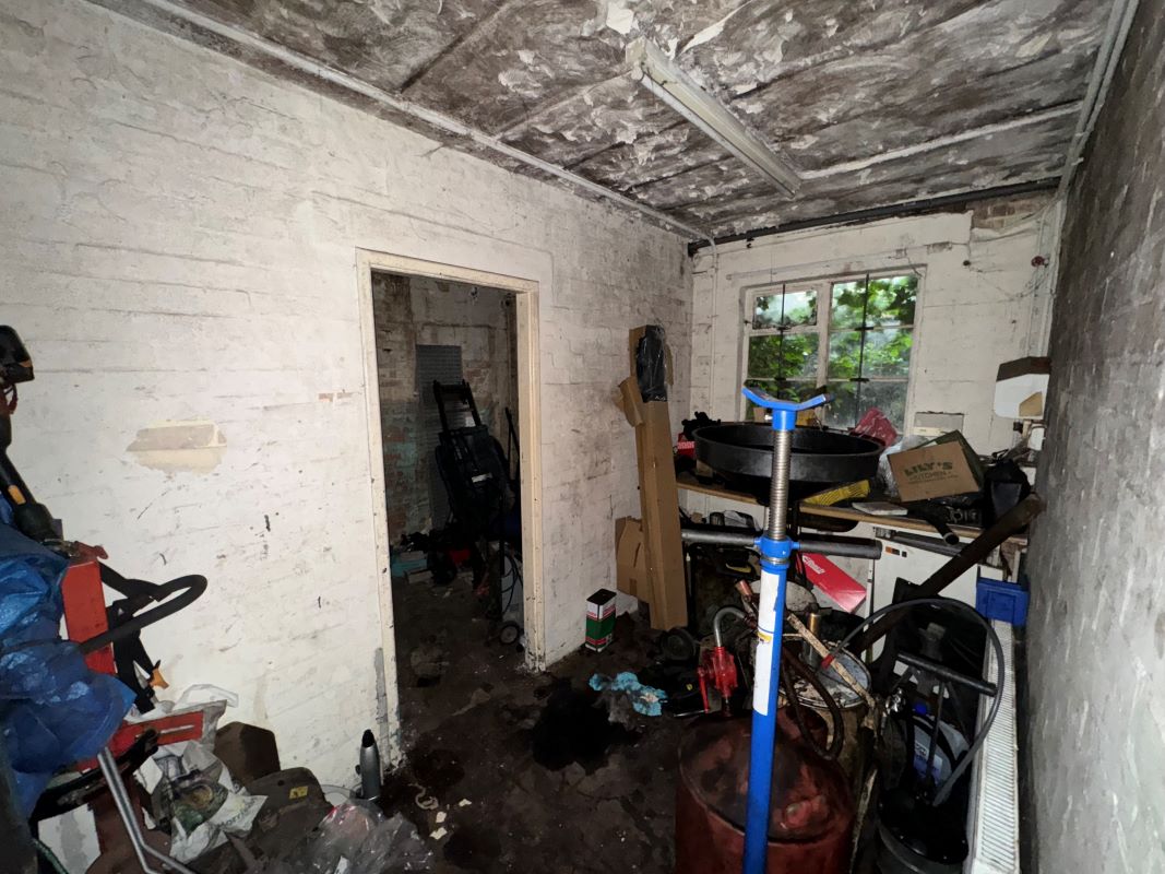 The Old Ambulance Station, Elm Avenue, Carlton, Nottingham, NG4 3DD