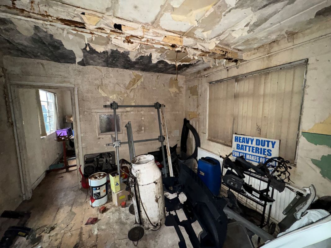 The Old Ambulance Station, Elm Avenue, Carlton, Nottingham, NG4 3DD