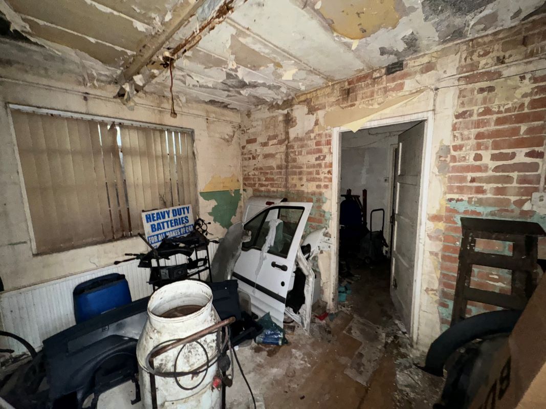 The Old Ambulance Station, Elm Avenue, Carlton, Nottingham, NG4 3DD