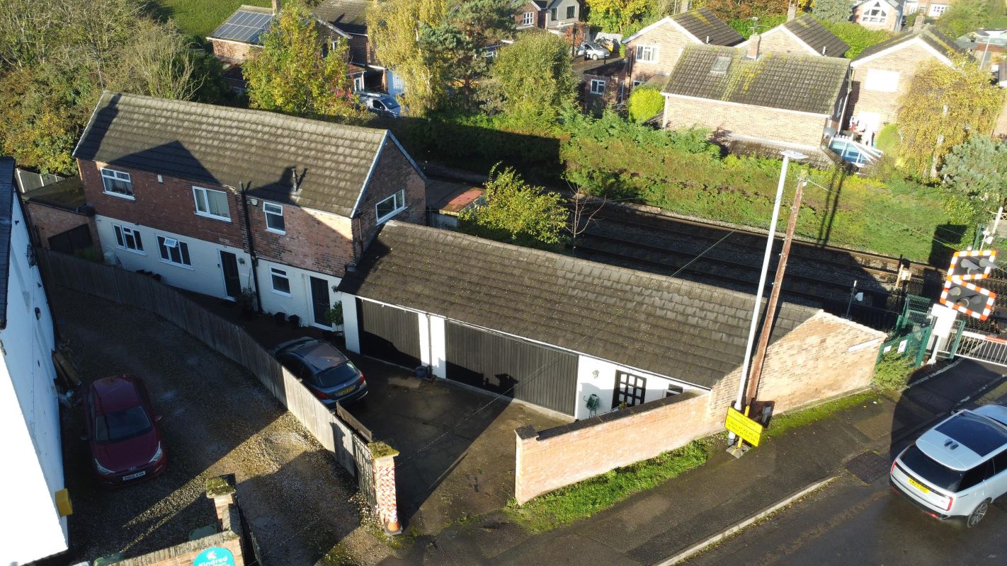 Hatfield Mews, Gunthorpe Road, Flats 1 & 2, Lowdham, Nottingham, NG14 7EN