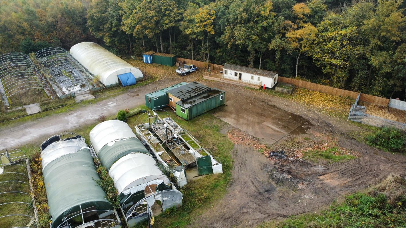 20 Acres of Land & Outbuildings Nottingham Road, Ravenshead, Nottinghamshire, NG15 9HN