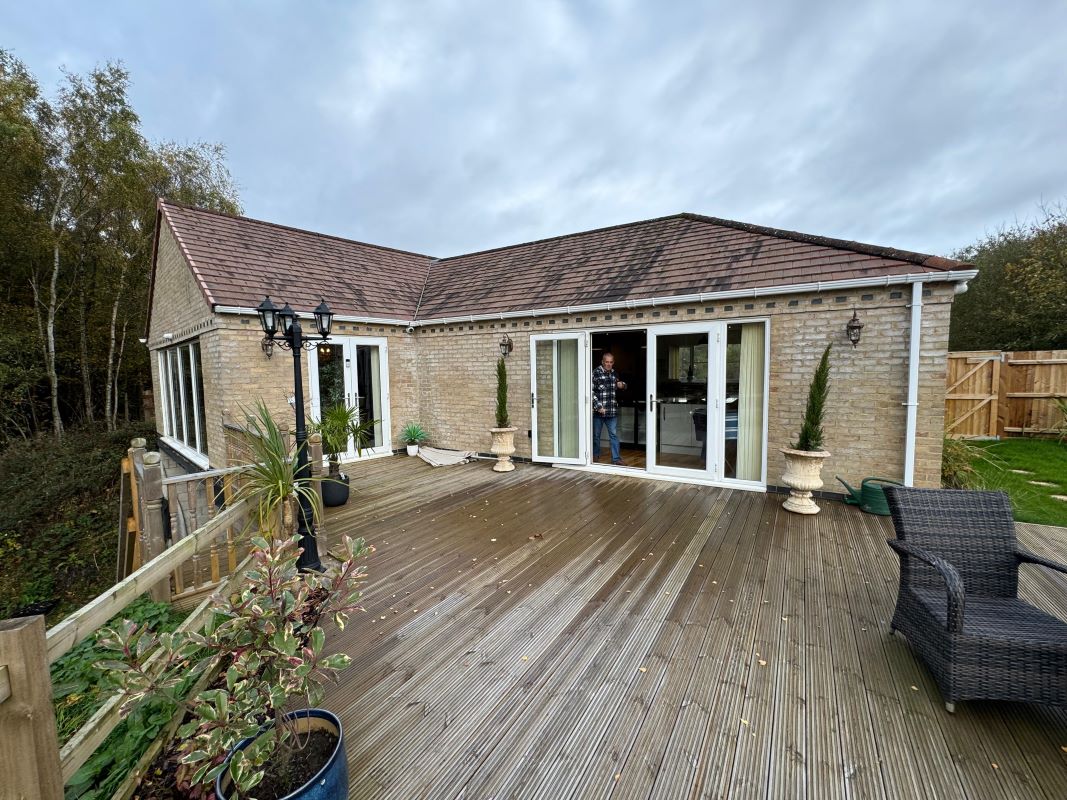20 Acres of Land & Outbuildings Nottingham Road, Ravenshead, Nottinghamshire, NG15 9HN