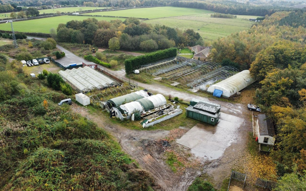 20 Acres of Land & Outbuildings Nottingham Road, Ravenshead, Nottinghamshire, NG15 9HN