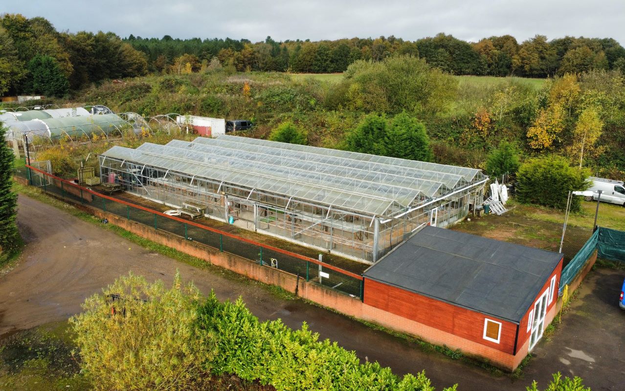 20 Acres of Land & Outbuildings Nottingham Road, Ravenshead, Nottinghamshire, NG15 9HN