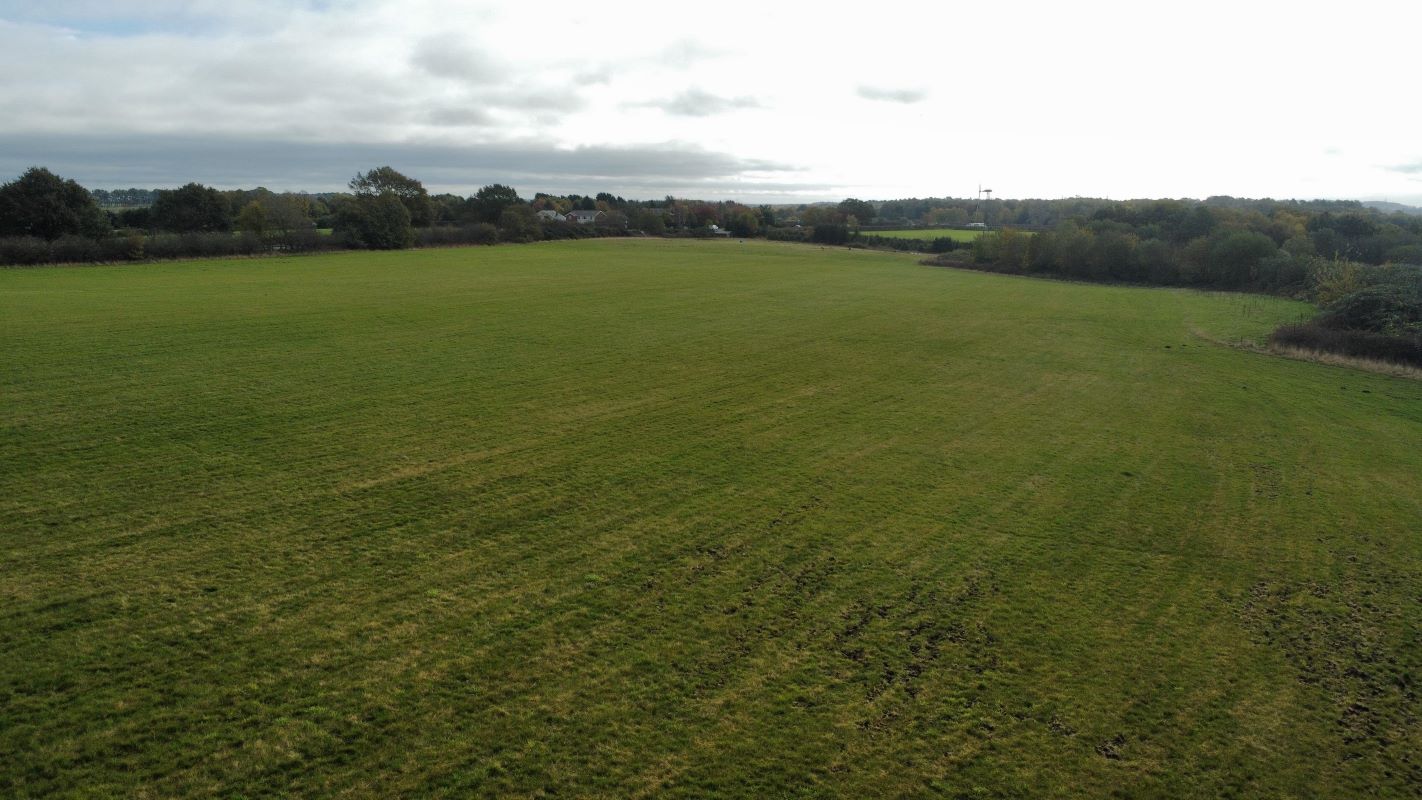 20 Acres of Land & Outbuildings Nottingham Road, Ravenshead, Nottinghamshire, NG15 9HN