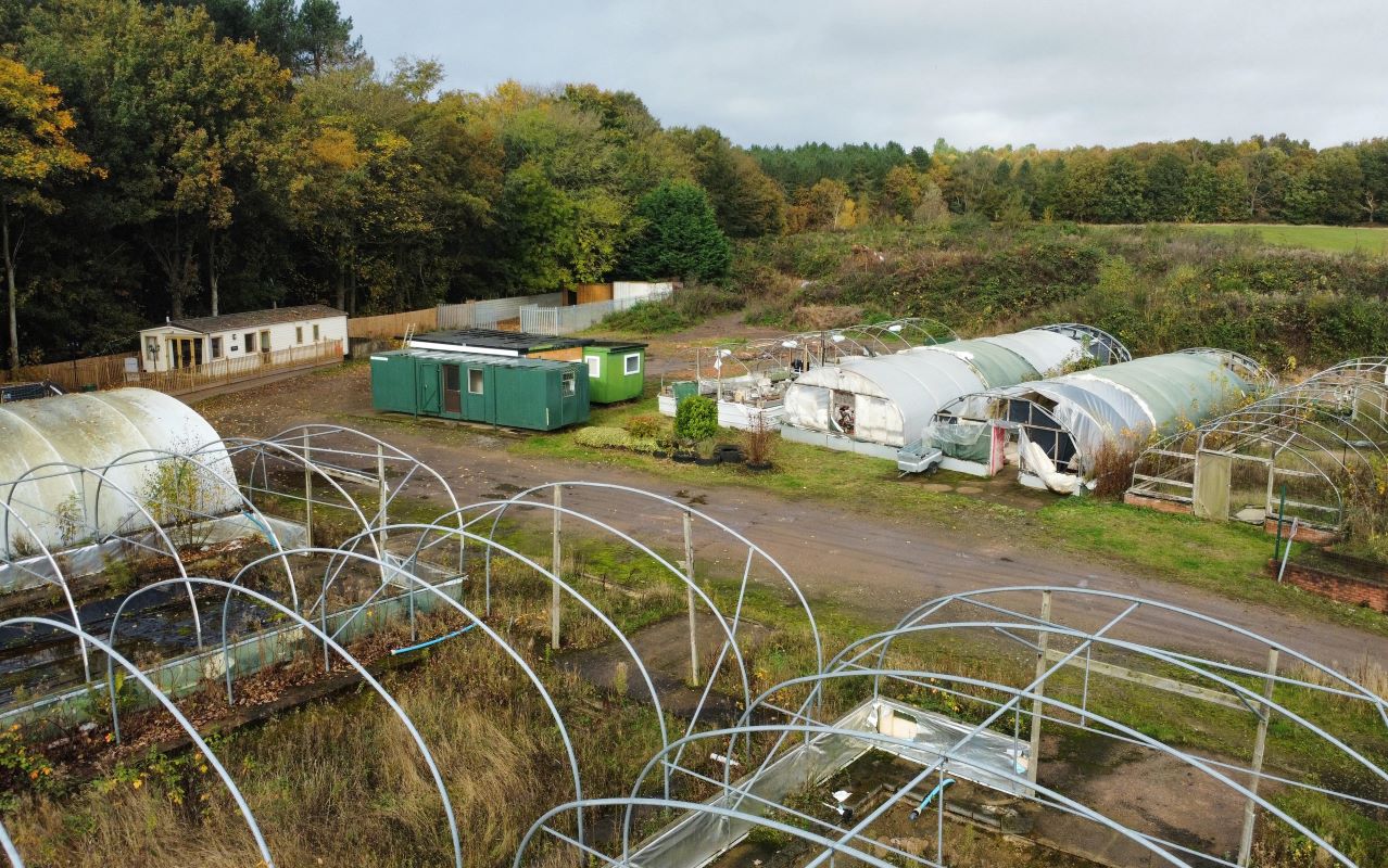 20 Acres of Land & Outbuildings Nottingham Road, Ravenshead, Nottinghamshire, NG15 9HN