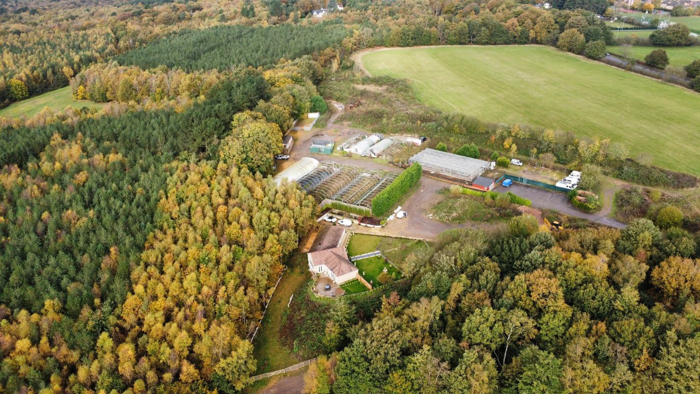20 Acres of Land & Outbuildings Nottingham Road, Ravenshead, Nottinghamshire, NG15 9HN