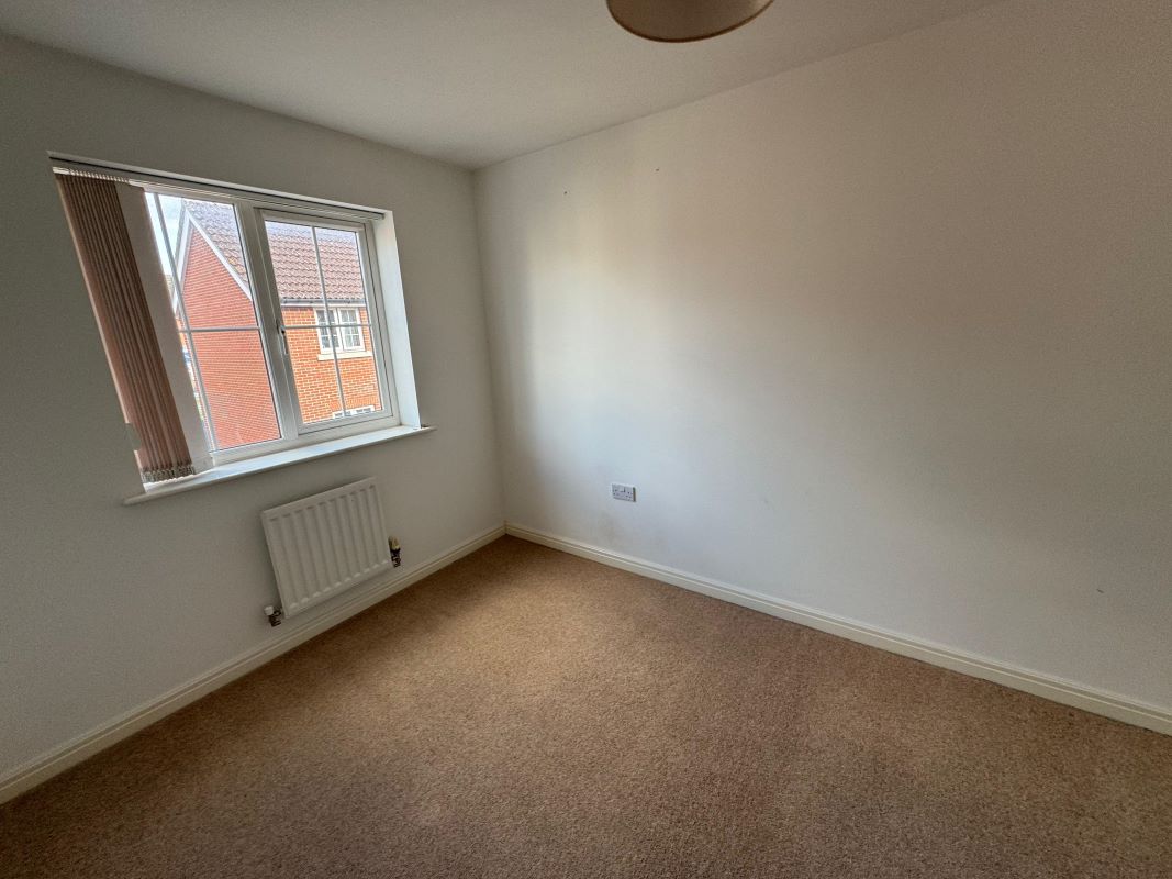 8 Thyme Close, Red Lodge, Bury St. Edmunds, Suffolk, IP28 8FT