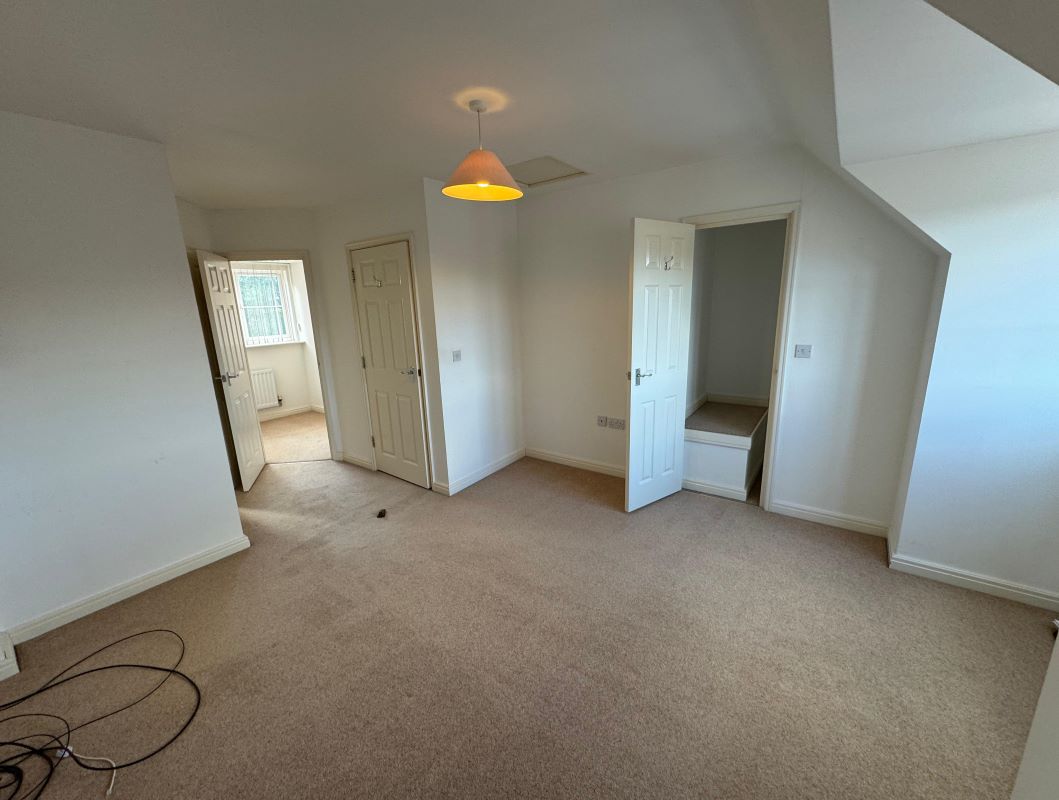 8 Thyme Close, Red Lodge, Bury St. Edmunds, Suffolk, IP28 8FT