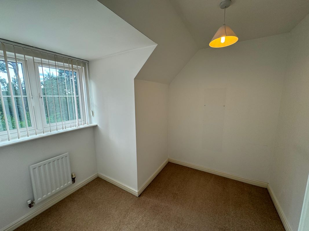 8 Thyme Close, Red Lodge, Bury St. Edmunds, Suffolk, IP28 8FT