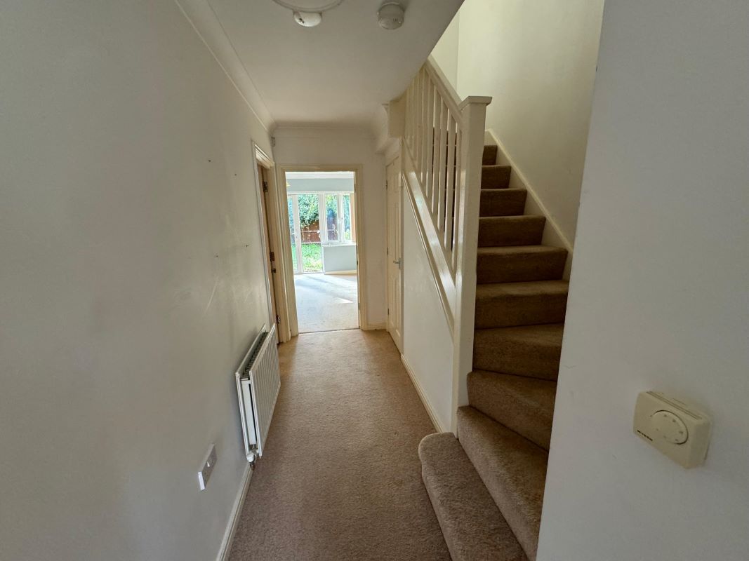 8 Thyme Close, Red Lodge, Bury St. Edmunds, Suffolk, IP28 8FT