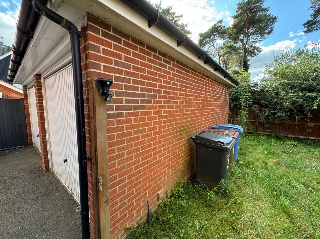 8 Thyme Close, Red Lodge, Bury St. Edmunds, Suffolk, IP28 8FT