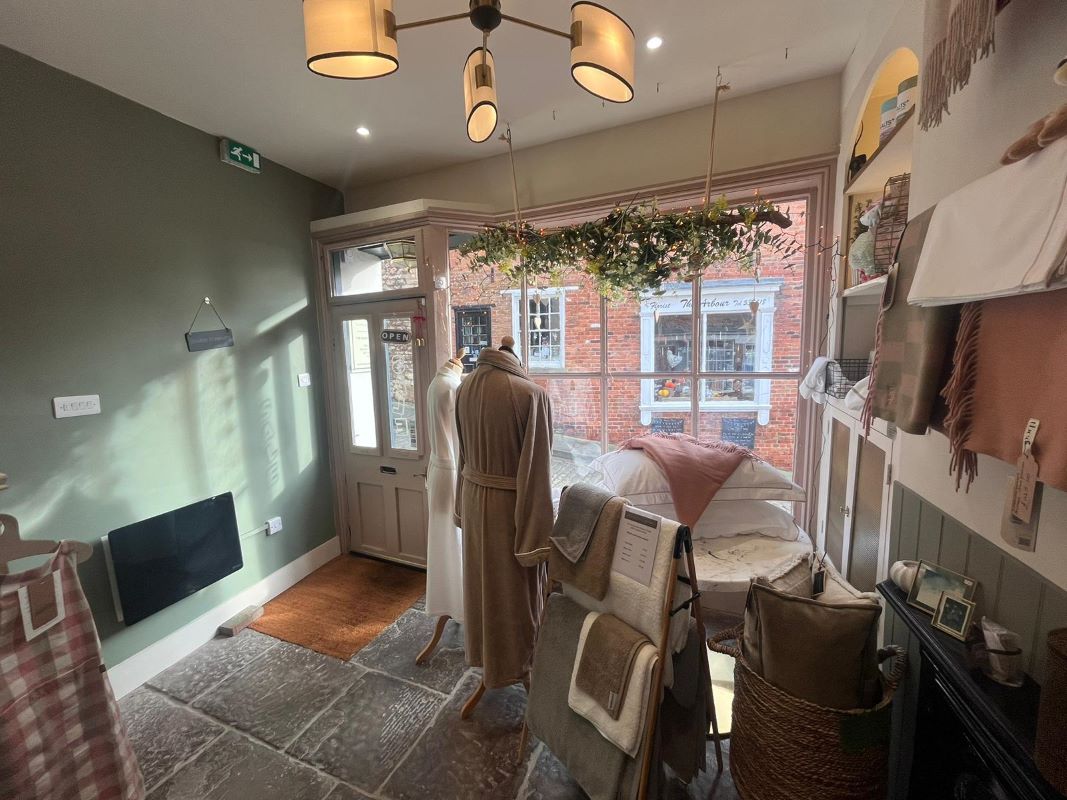 15 Steep Hill, Lincoln, LN2 1LT