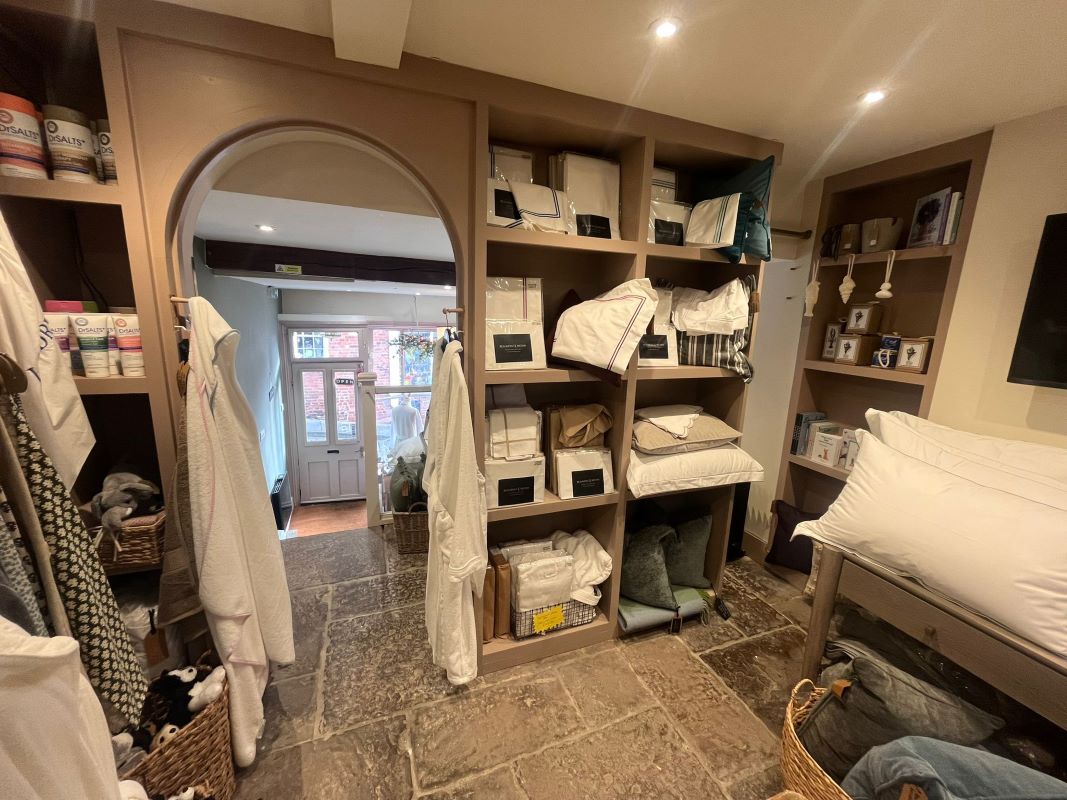 15 Steep Hill, Lincoln, LN2 1LT