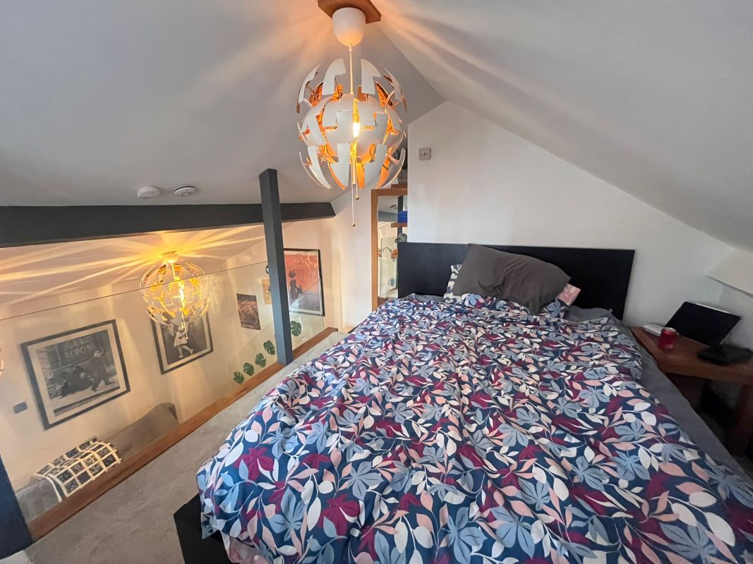 15 Steep Hill, Lincoln, LN2 1LT