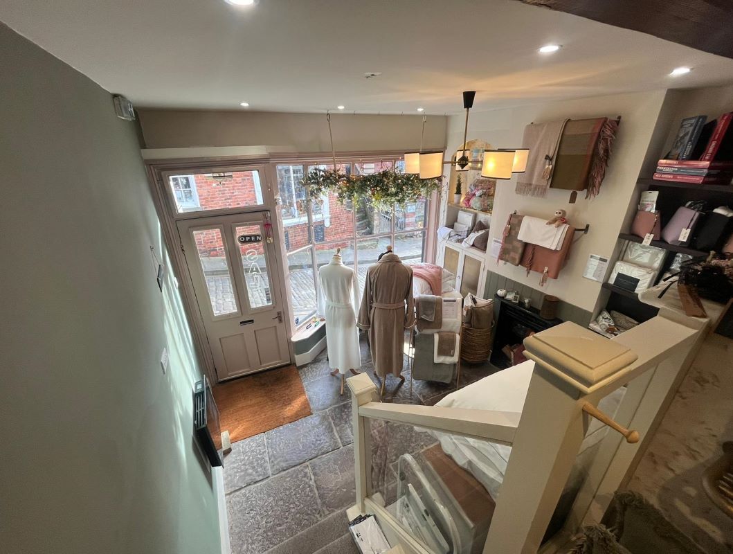 15 Steep Hill, Lincoln, LN2 1LT