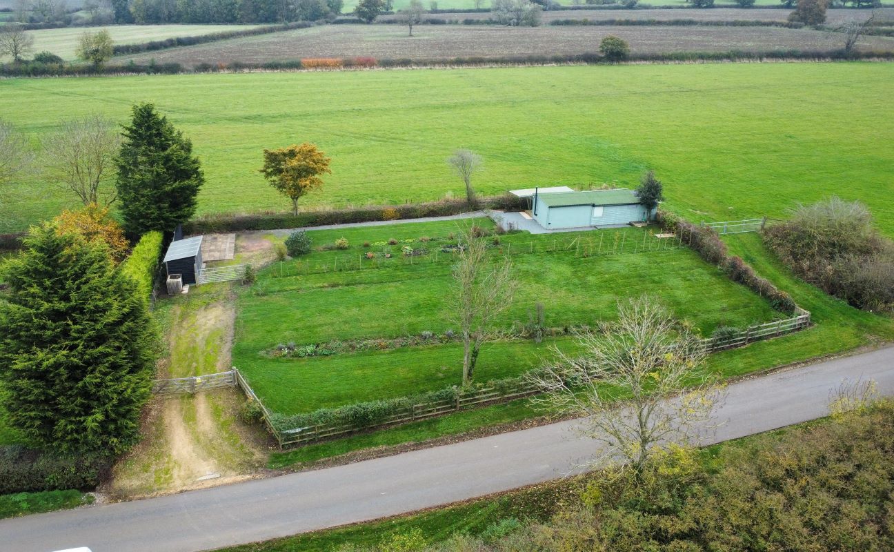 Land & Outbuildings Waltham Road, Branston, Leicestershire, NG32 1RY